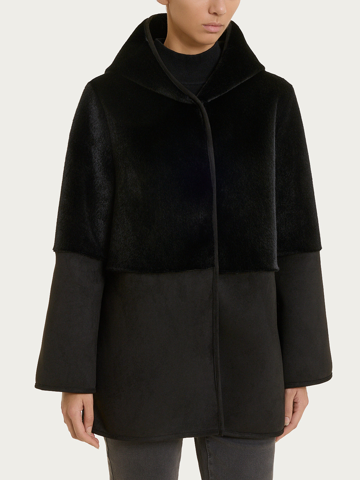 Fuzzy Coat Giacca con cappuccio double-face  Neri Donna - Ragno