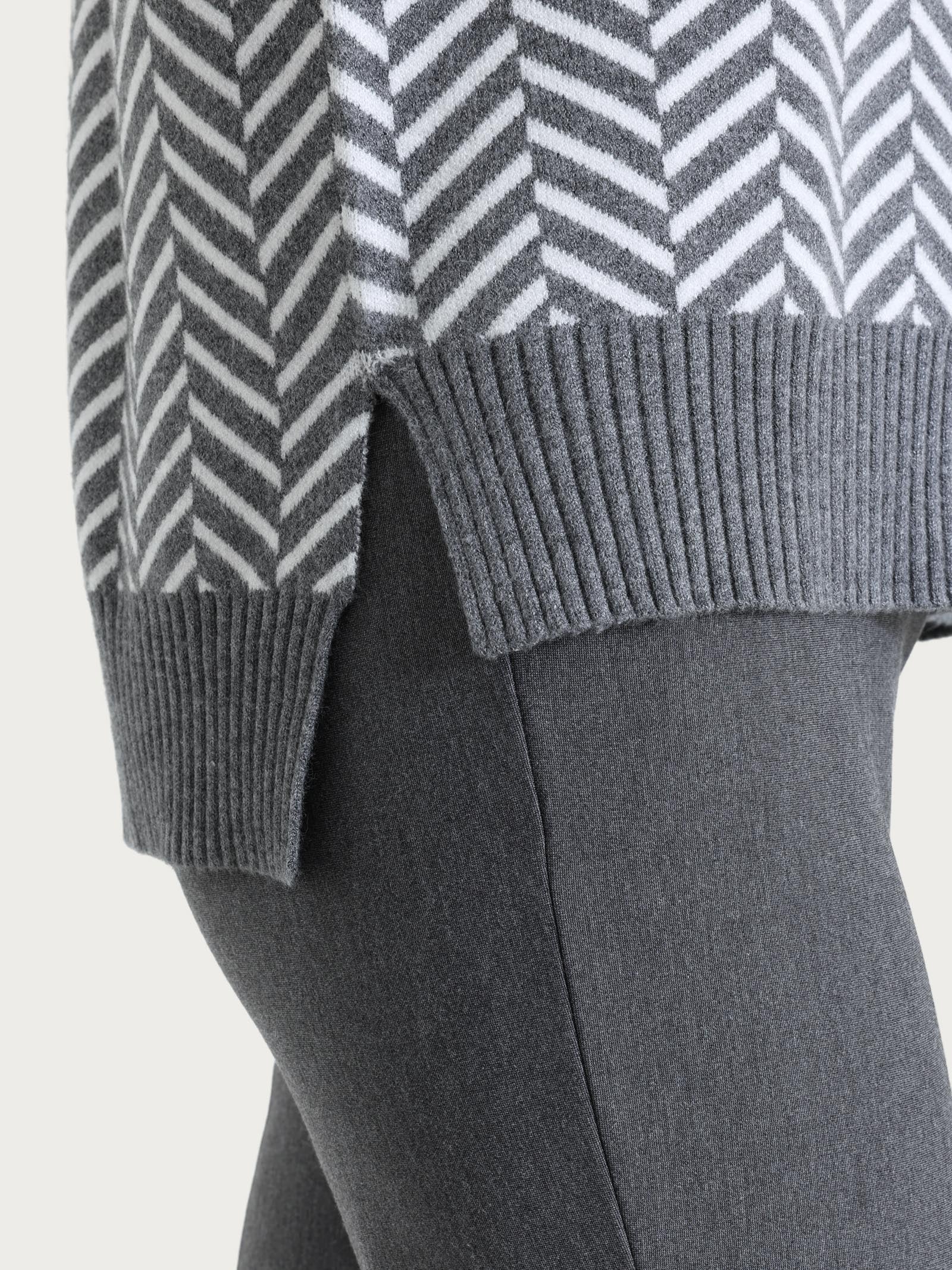 Cardigan corto con fantasia spigata in Super Soft Neri Donna - Ragno