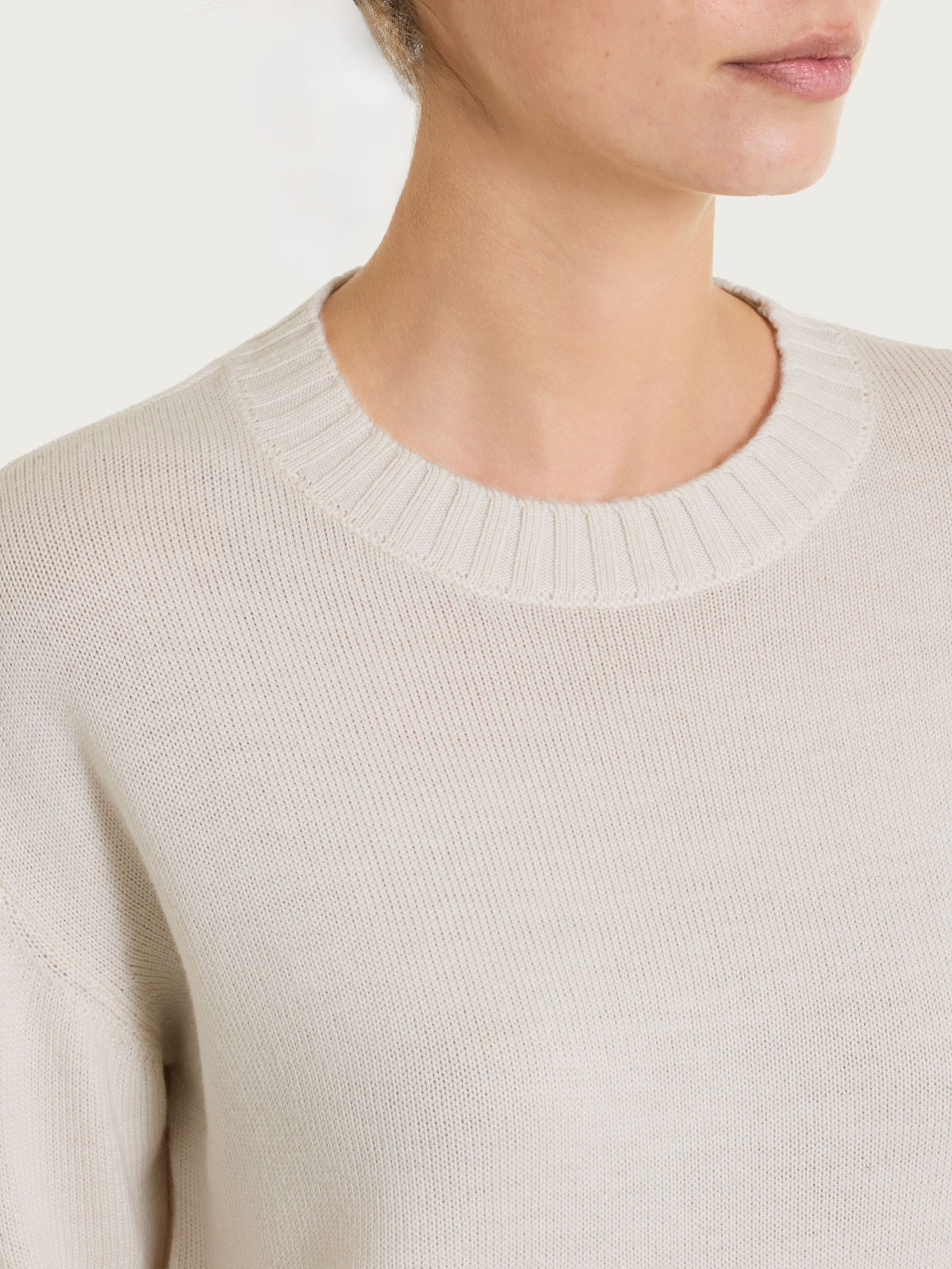 Jersey ligero de cuello redondo en Merino Soft - Avorio – Ragno