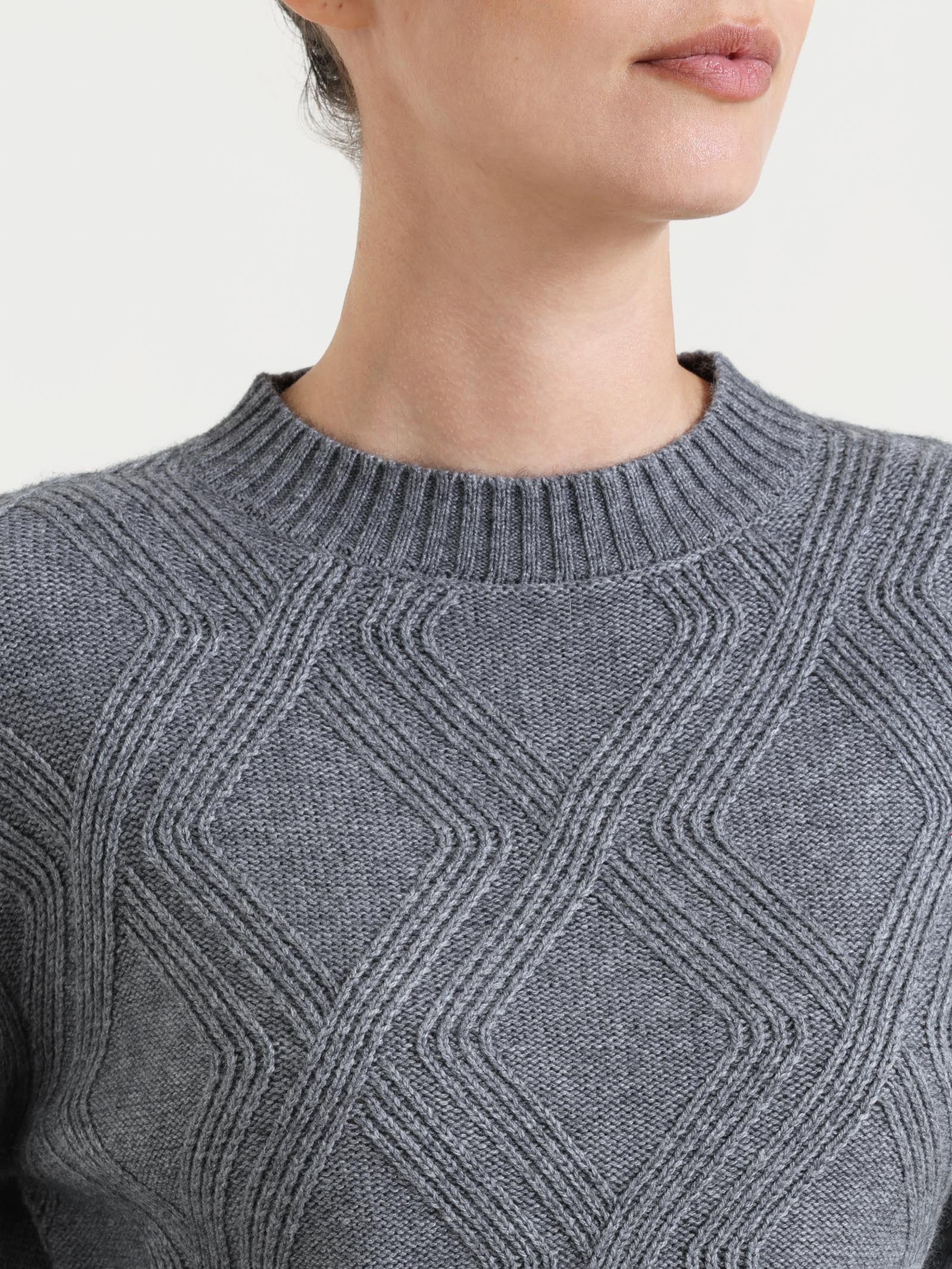 Maglia girocollo con trecce in Natural Soft Neri Donna - Ragno