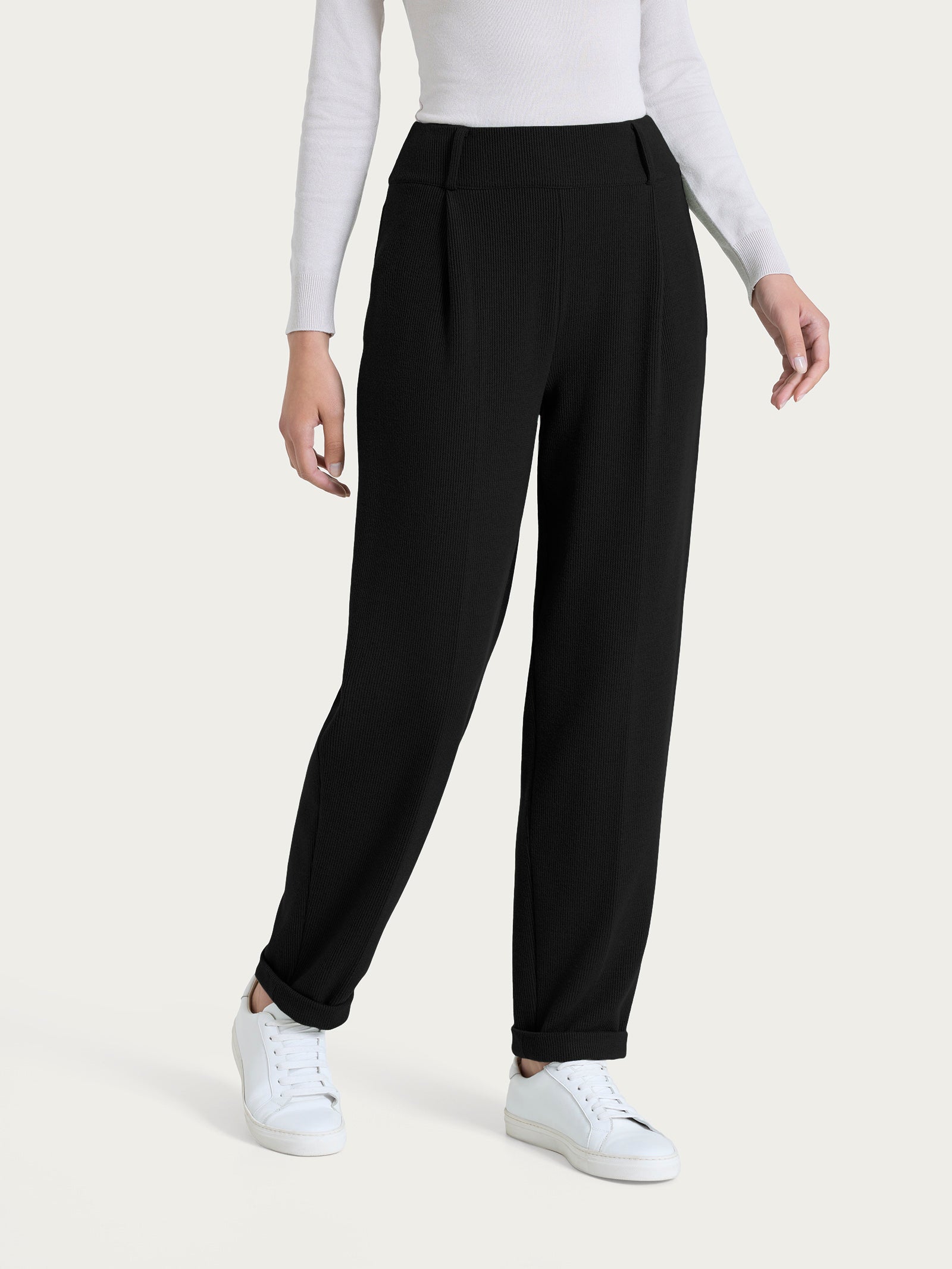 Pantalone a carota con tasche e pinces in Velvet Neri Donna - Ragno