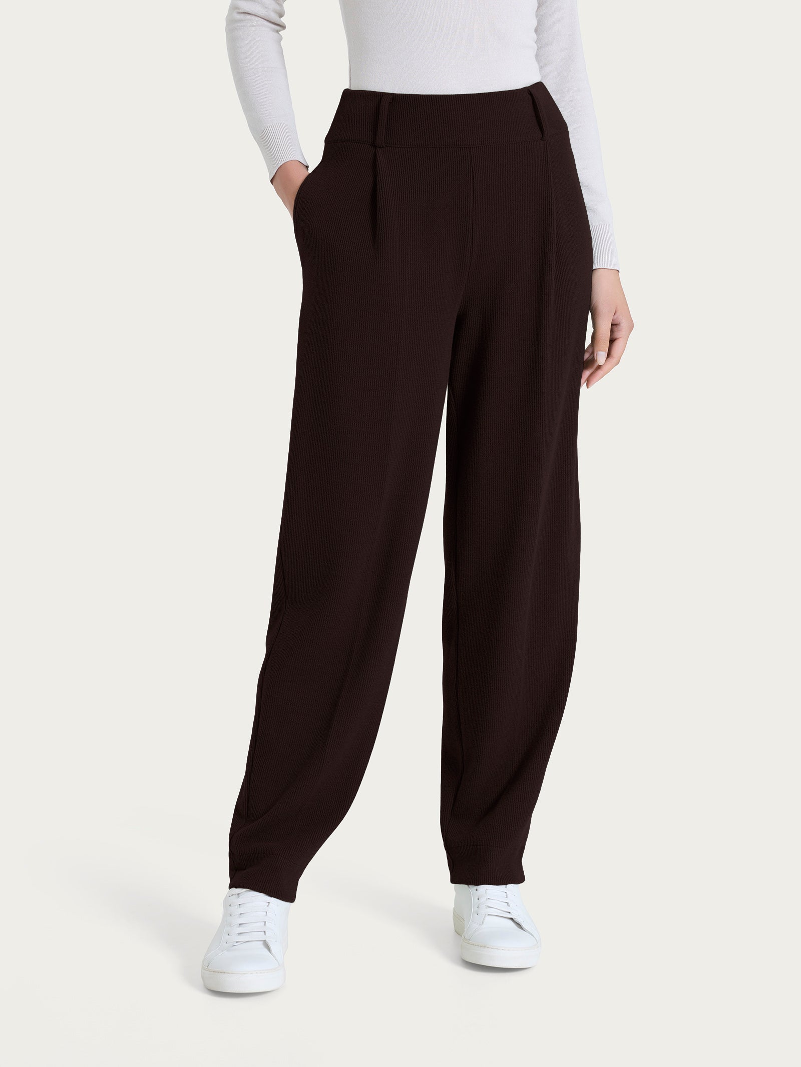 Pantalone a carota con tasche e pinces in Velvet Marroni Donna - Ragno
