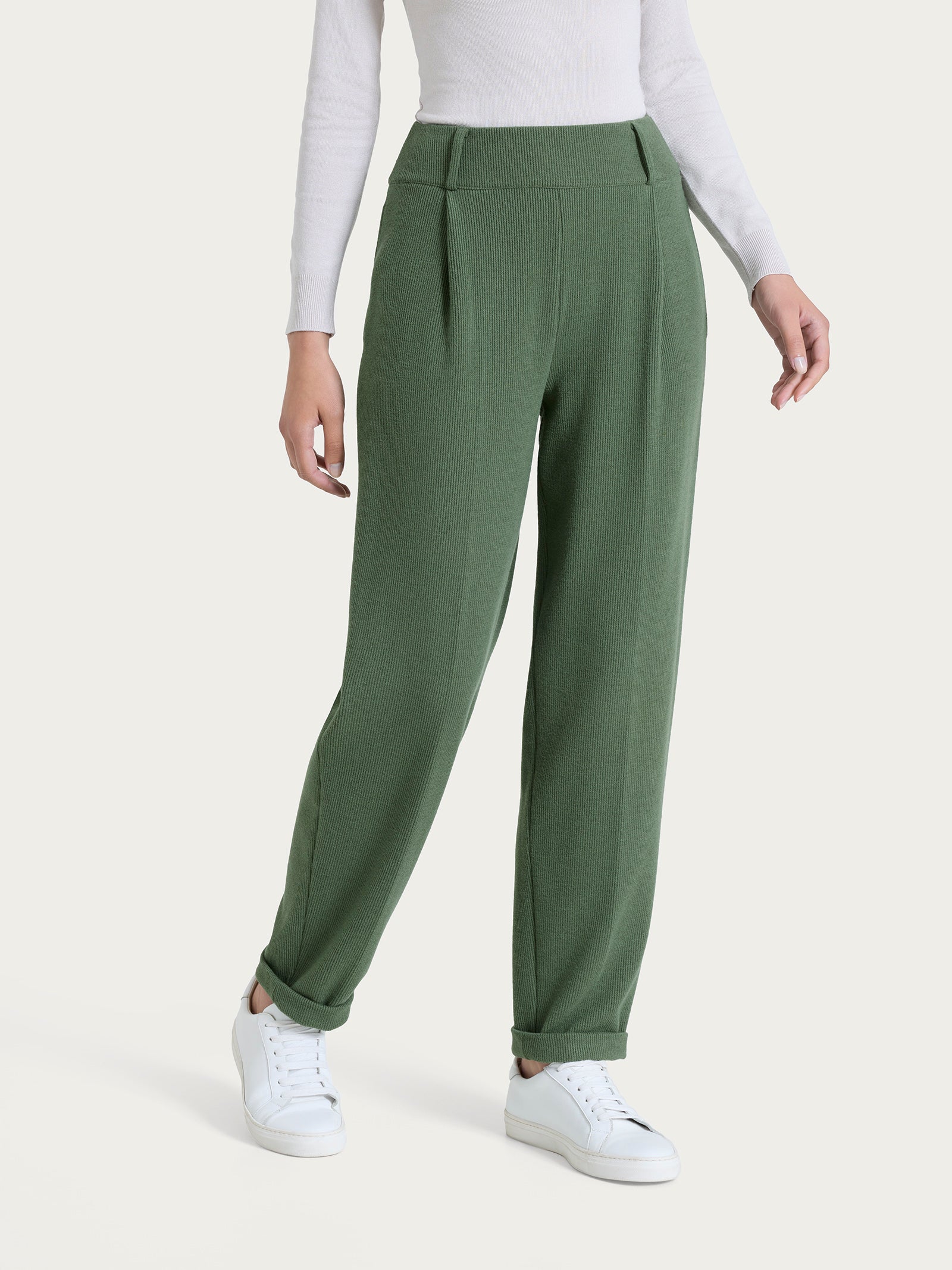 Pantalone a carota con tasche e pinces in Velvet Verdi Donna - Ragno