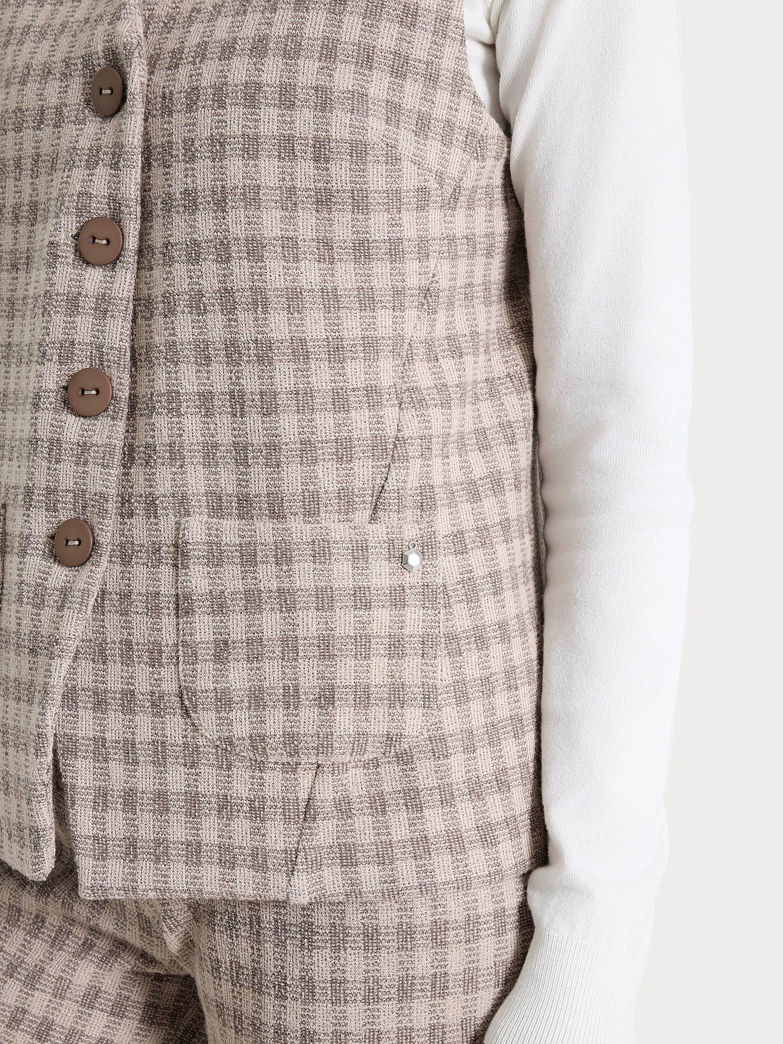 Gilet in gabardina di cotone con bottoni gioiello | Elisabetta Franchi Gilet in gabardina di cotone con bottoni gioiello | Elisabetta Franchi