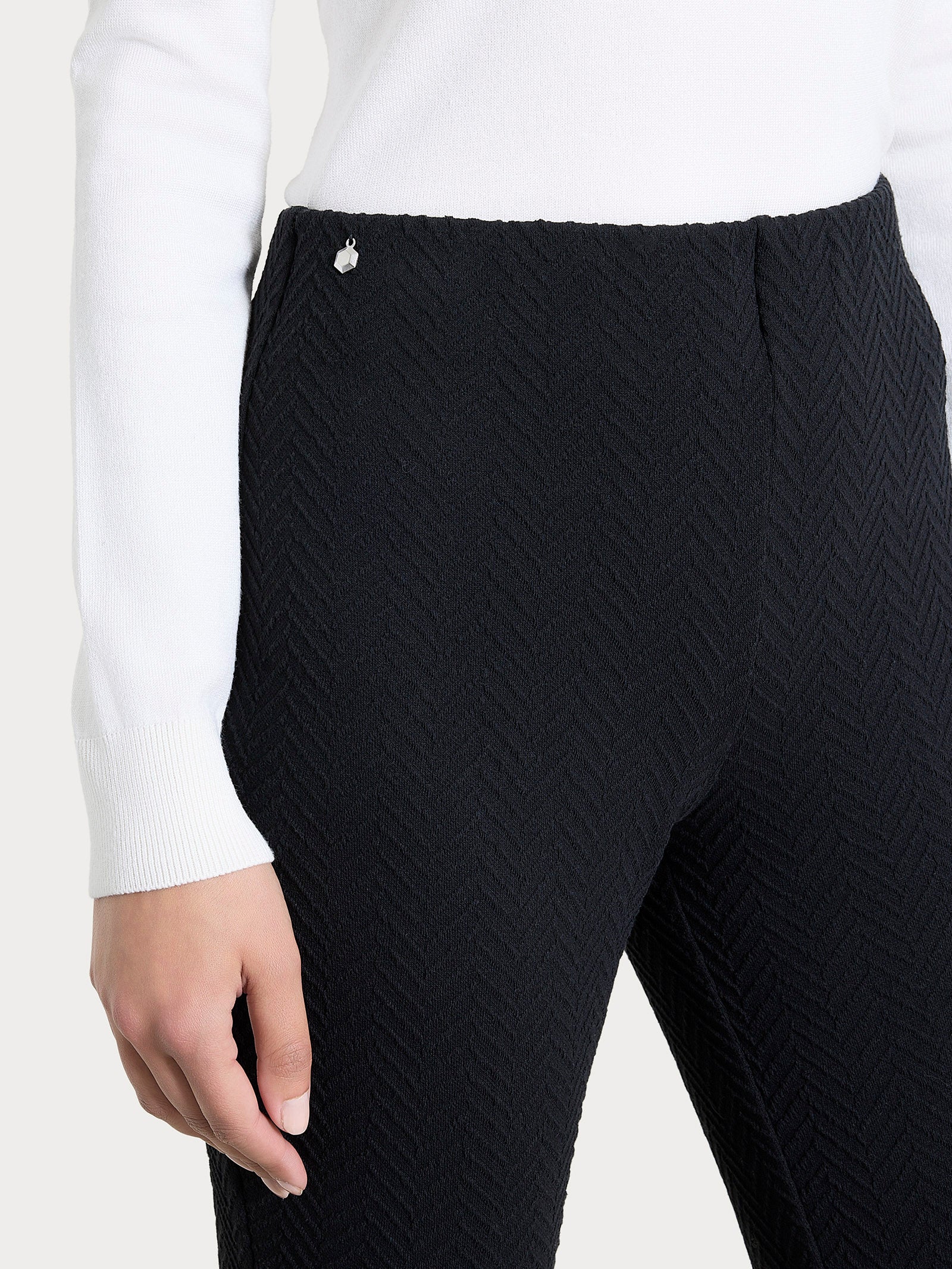 Pantalone a sigaretta con spacchetti in Eco Jacquard Neri Donna - Ragno