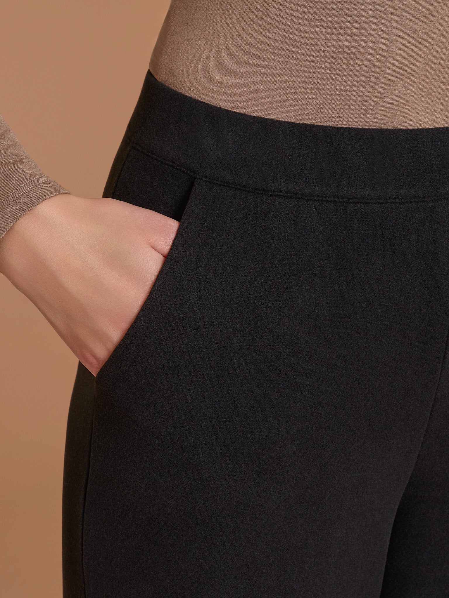 Pantalone ampio con tasche in Flannel Compact Neri Donna - Ragno