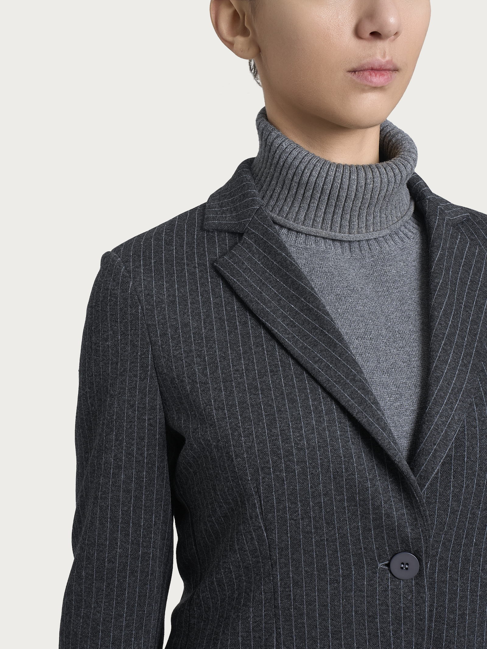 Blazer gessato con due bottoni in Eco Jacquard Neri Donna - Ragno