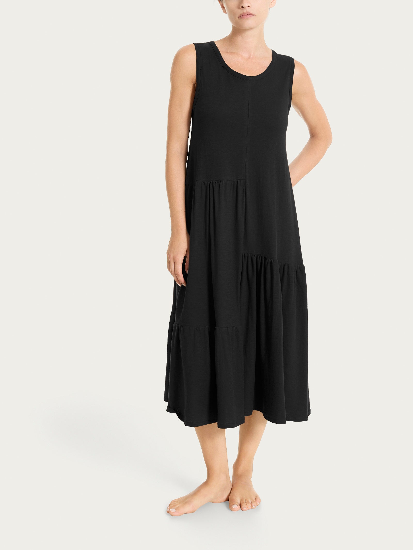 Vestito lungo con balze asimmetriche in Slub Jersey di Cotone Neri Donna - Ragno