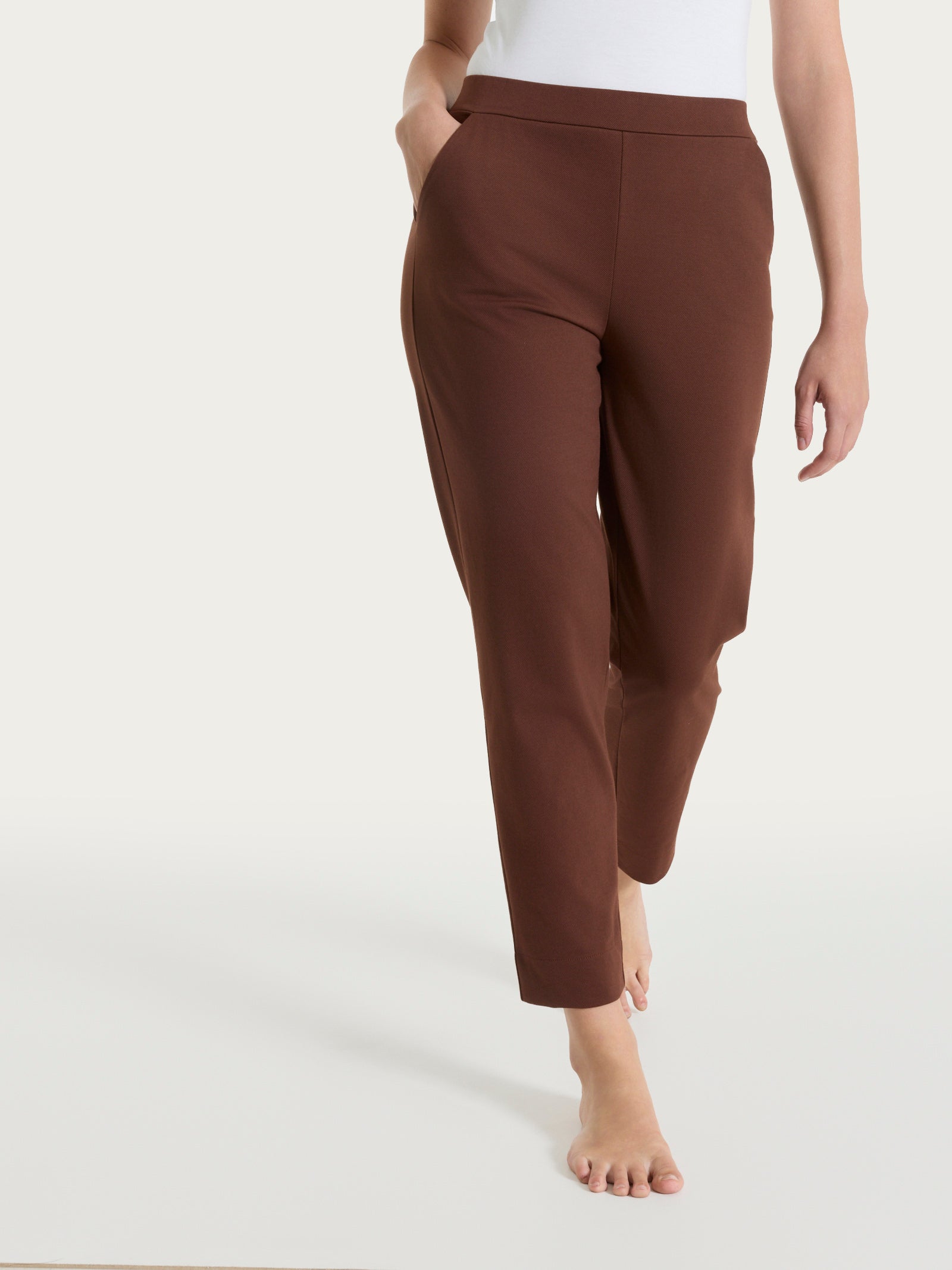 Pantalone a carota con tasche in Jersey di Cotone Marroni Donna - Ragno