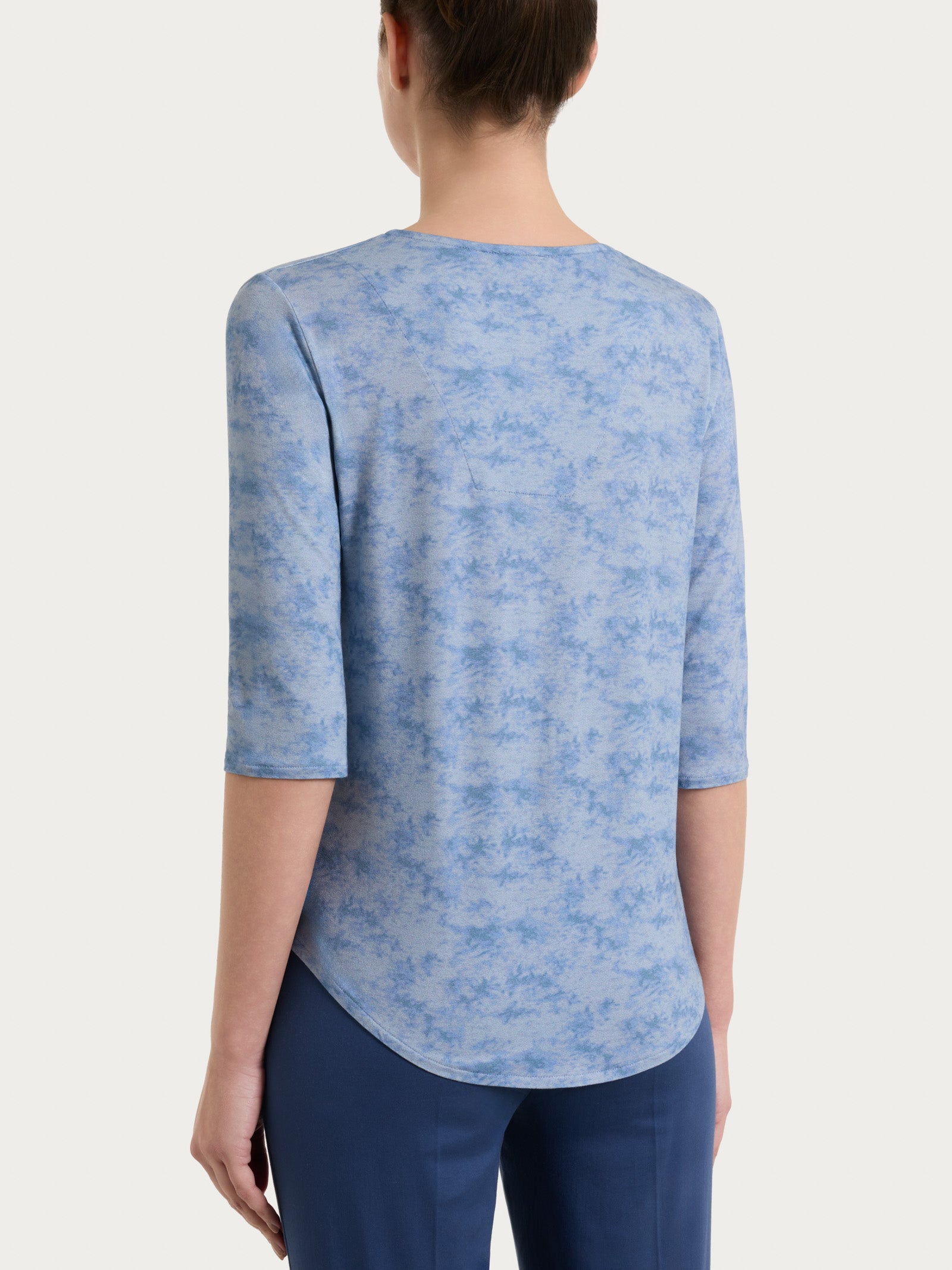 Maglietta con scollo a V e fantasia sfumata in jersey di viscosa crêpe Azzurri Donna - Ragno