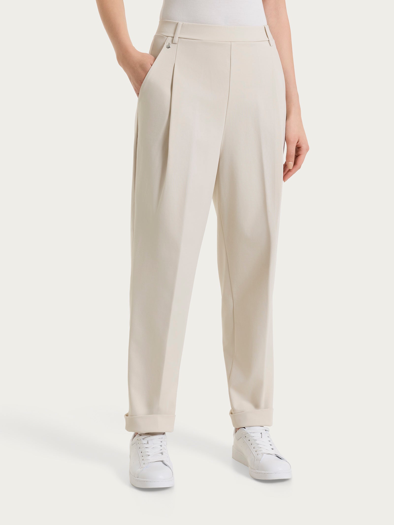 Pantalone a carota con tasche e pinces in Compact Light Bianchi Donna - Ragno