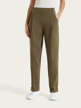 Pantalone a carota con tasche e pinces in Compact Light Verdi Donna - Ragno