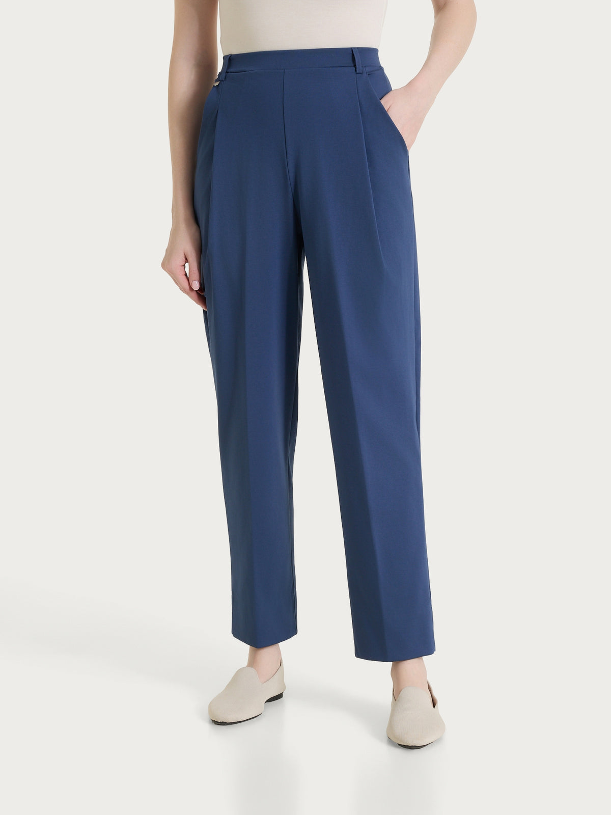 Pantalone a carota con tasche e pinces in Compact Light Blu Donna - Ragno
