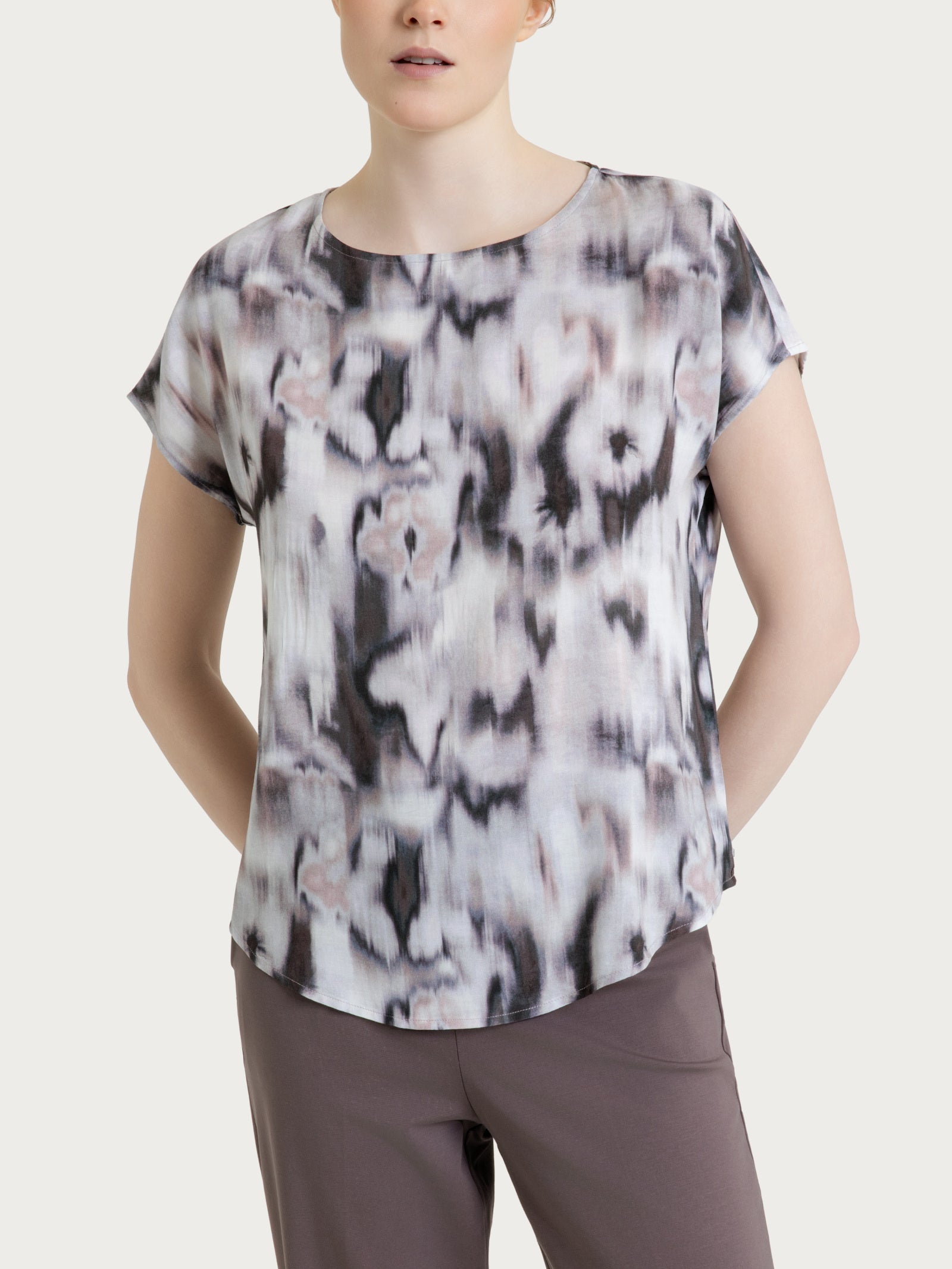 Kurzärmelige, gemusterte Bluse aus Ecoseta Violett für Damen - Ragno