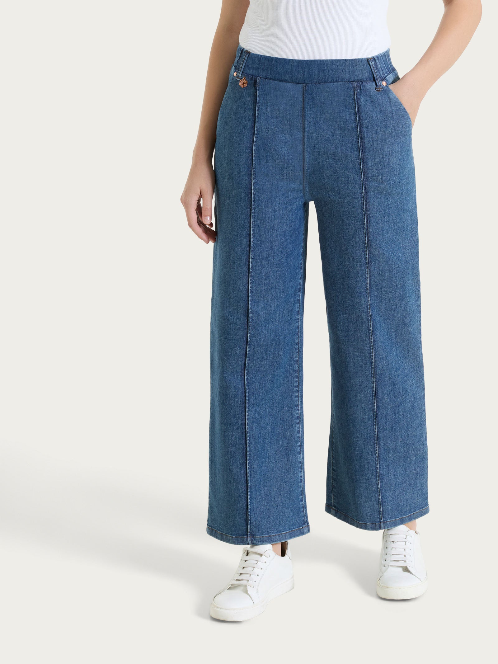 Jeans ampio con nervature e tasche in Light Denim Blu Donna - Ragno