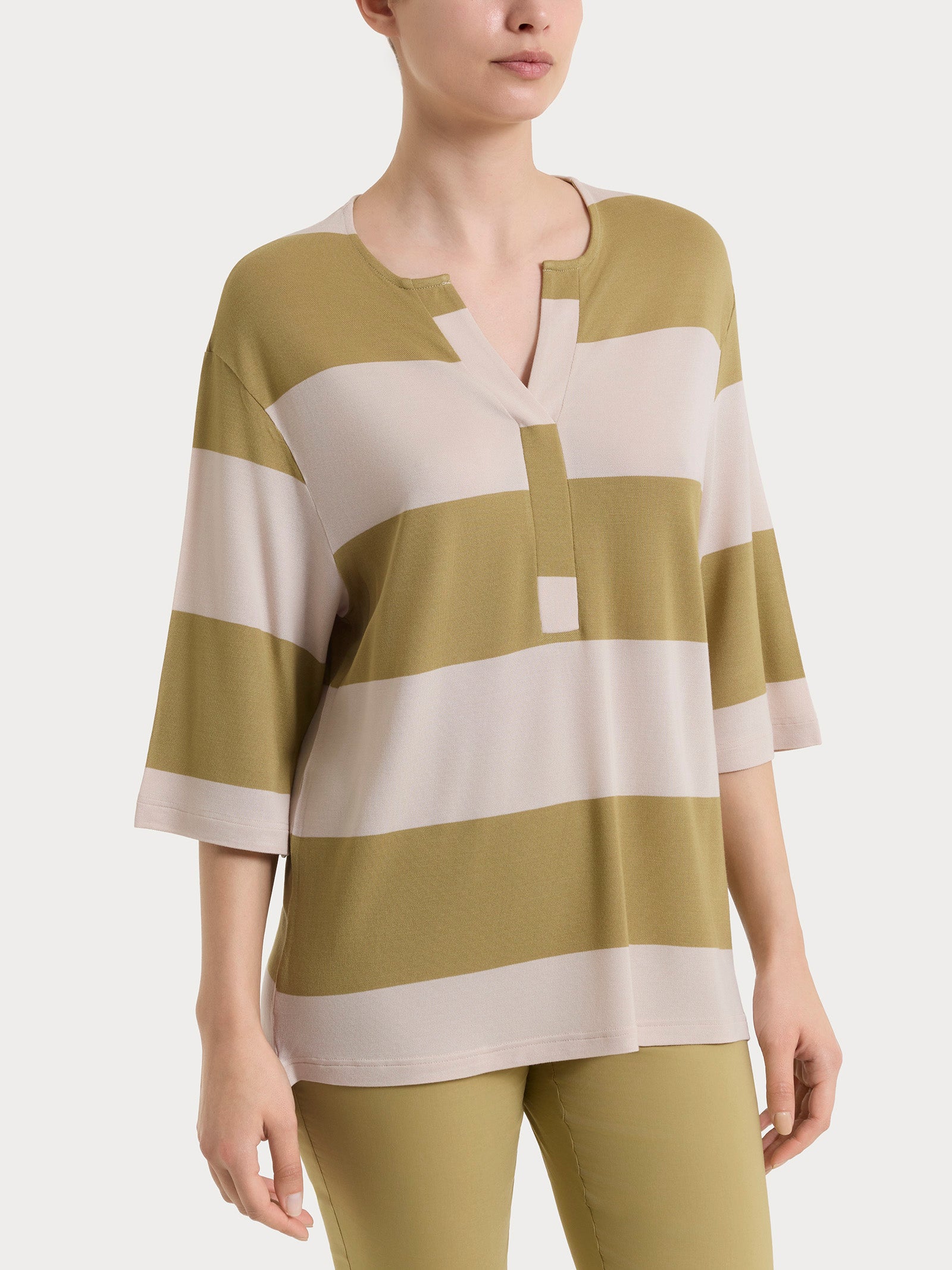 Maglietta con scollo a V e macro righe in Summer Light Verdi Donna - Ragno