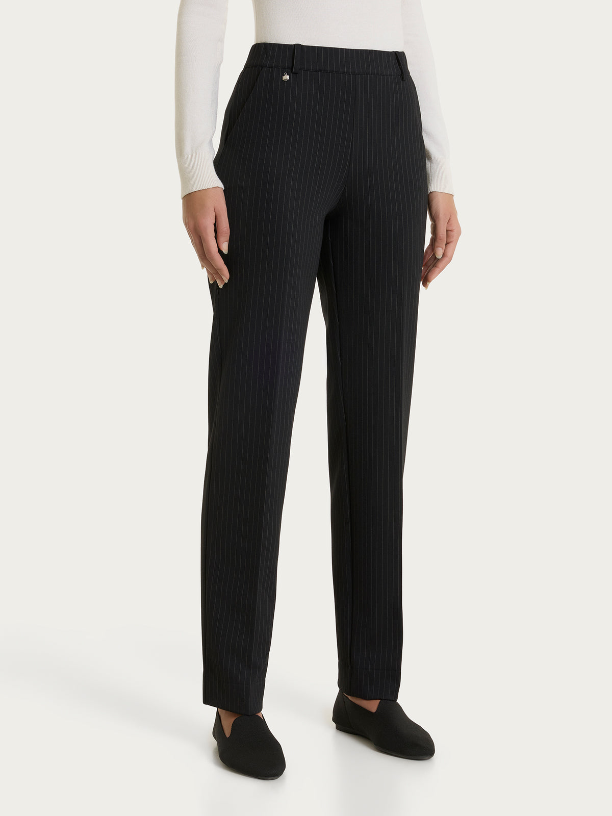 Gerade geschnittene Nadelstreifenhose mit Taschen aus schwarzem Jacquard für Damen – Ragno