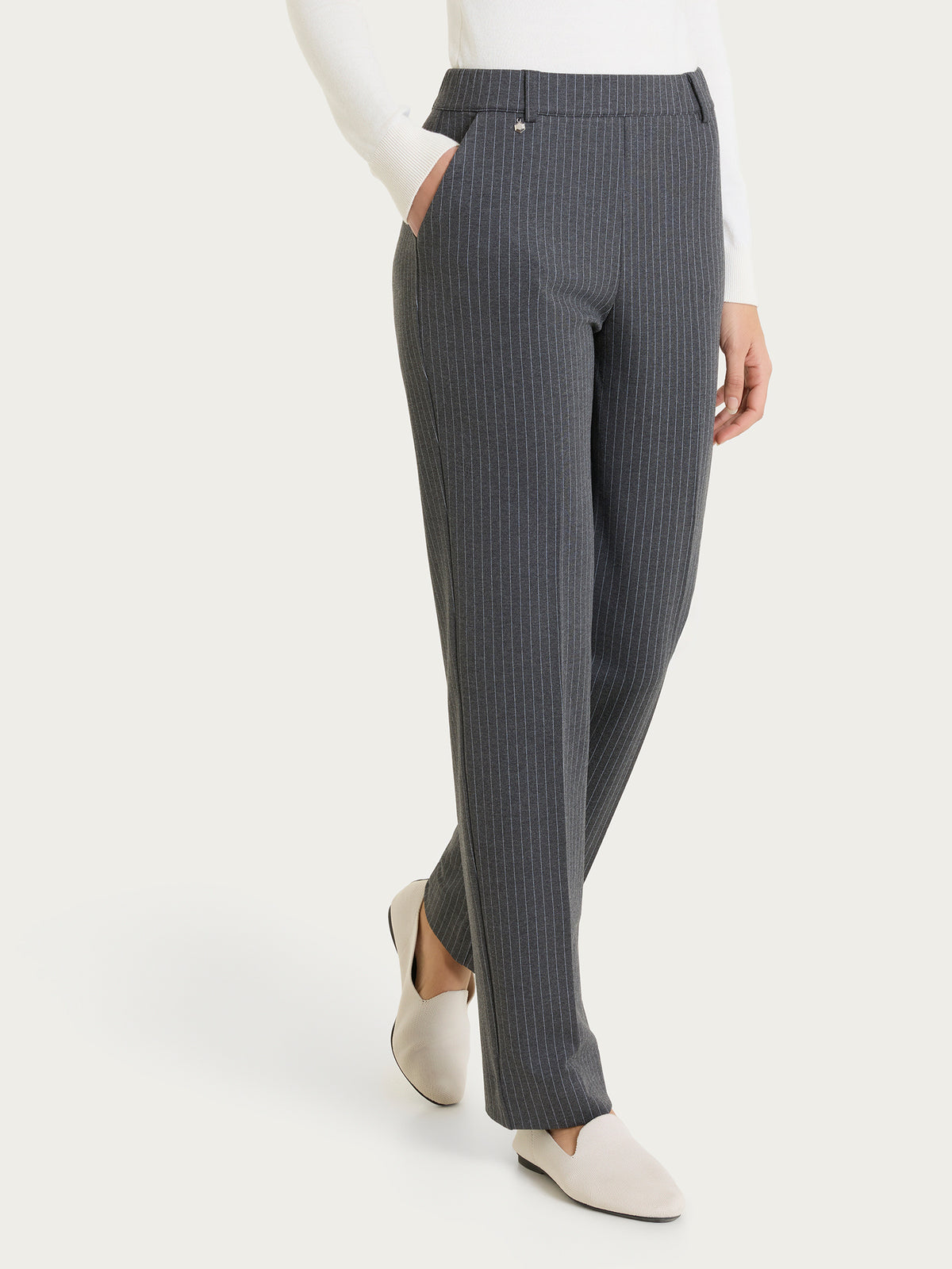 Women's Straight-Leg Pinstripe Pants with Jacquard Pockets in Nero - Ragno