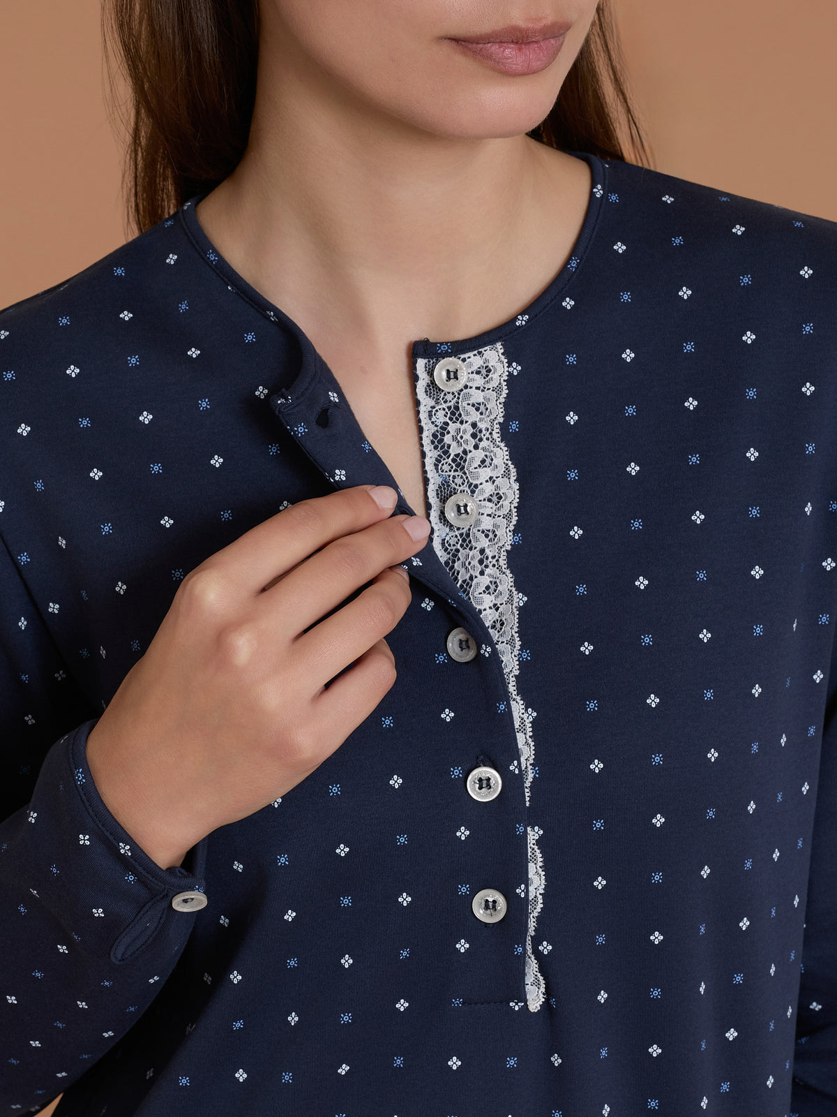 Pigiama a serafino con pizzo in Interlock di cotone Blu Donna - Ragno