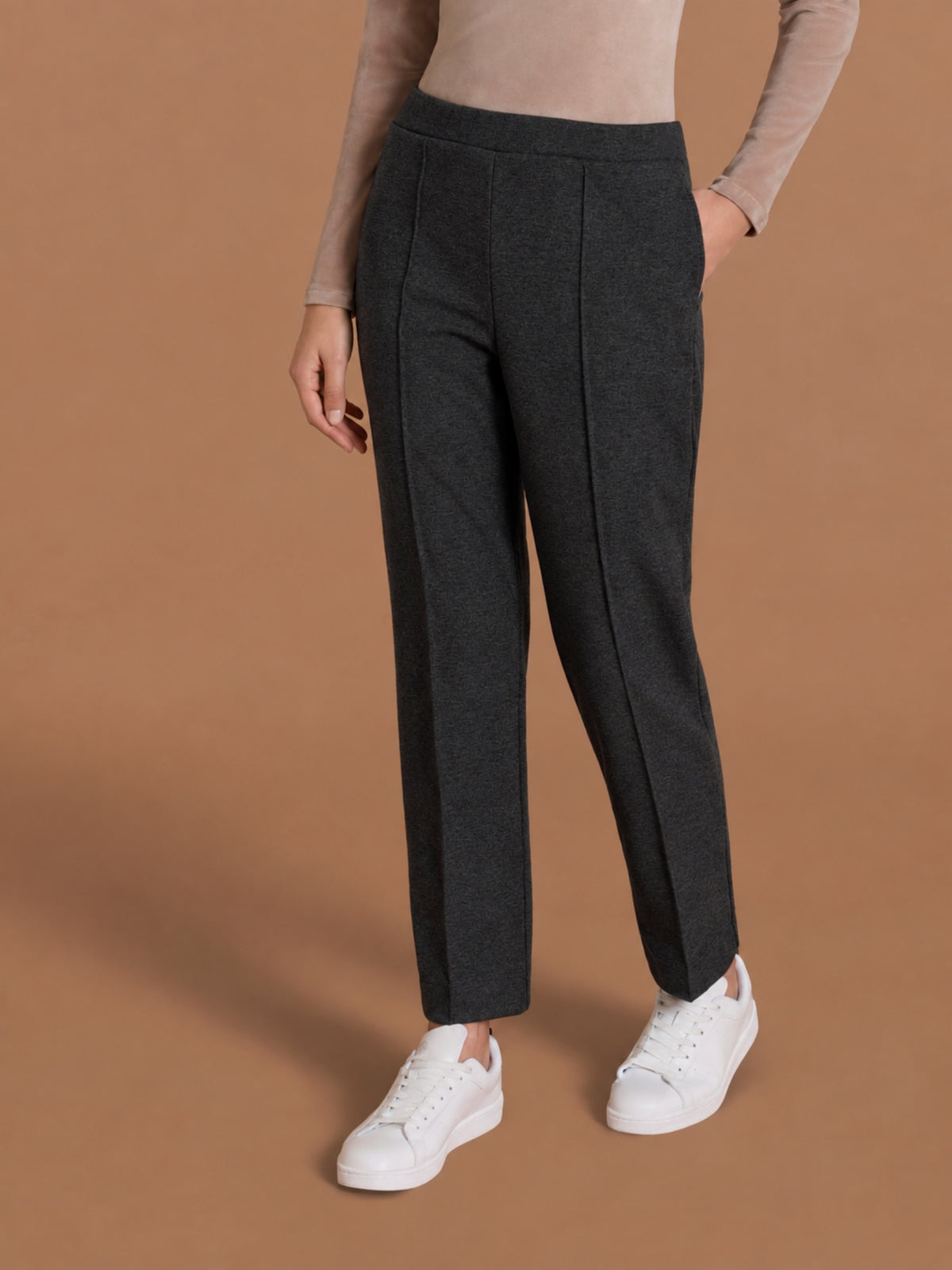 Pantalone dritto con tasche in Scuba Soft Touch Neri Donna - Ragno