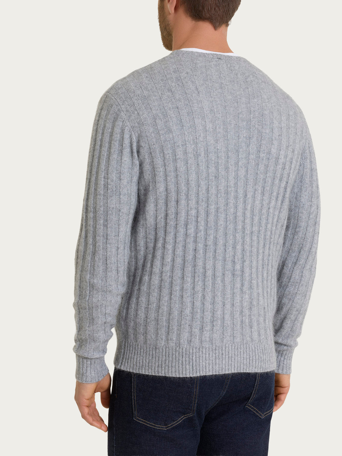 Pull girocollo con costa piatta in misto lana e angora Neri Uomo - Ragno
